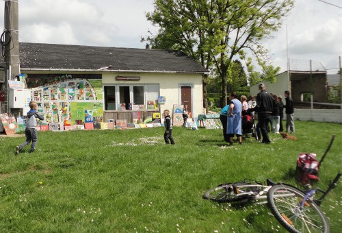 De inwoners en artiesten van Pica Pica